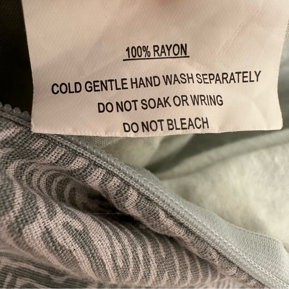 SELFIE LESLIE | Shiloh Tie-Back Pinafore Dress - Sage - Picture 15 of 16